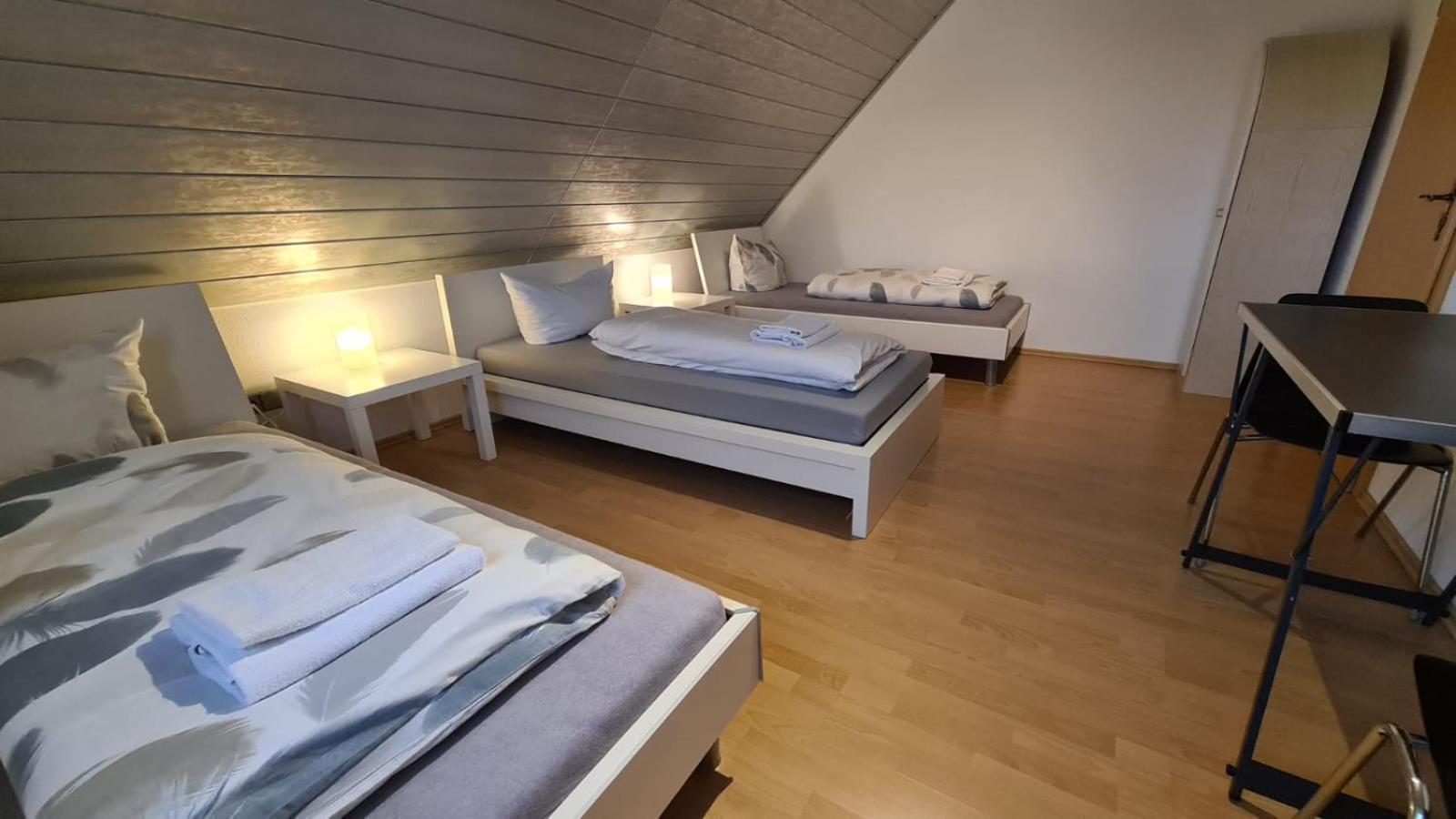 Schlafzimmer 1 Mit Top Aussicht Ueber Weilstetten Balingen Exterior photo
